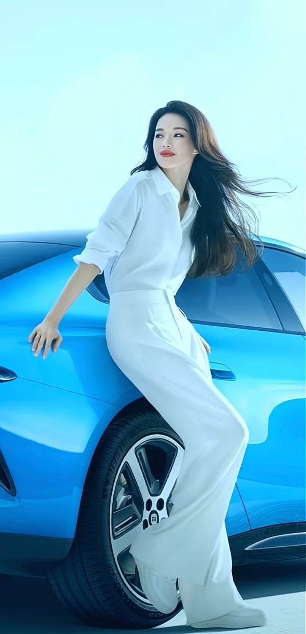 盘点内娱女明星车代造型：迪丽热巴｜陈都灵｜辛芷蕾舒淇｜关晓彤｜孟子义倪妮｜欧阳娜
