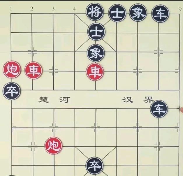 这棋就专业棋手和业余棋手的完美体现，业余棋手完完全全按保守的方法，来战胜黑方，用