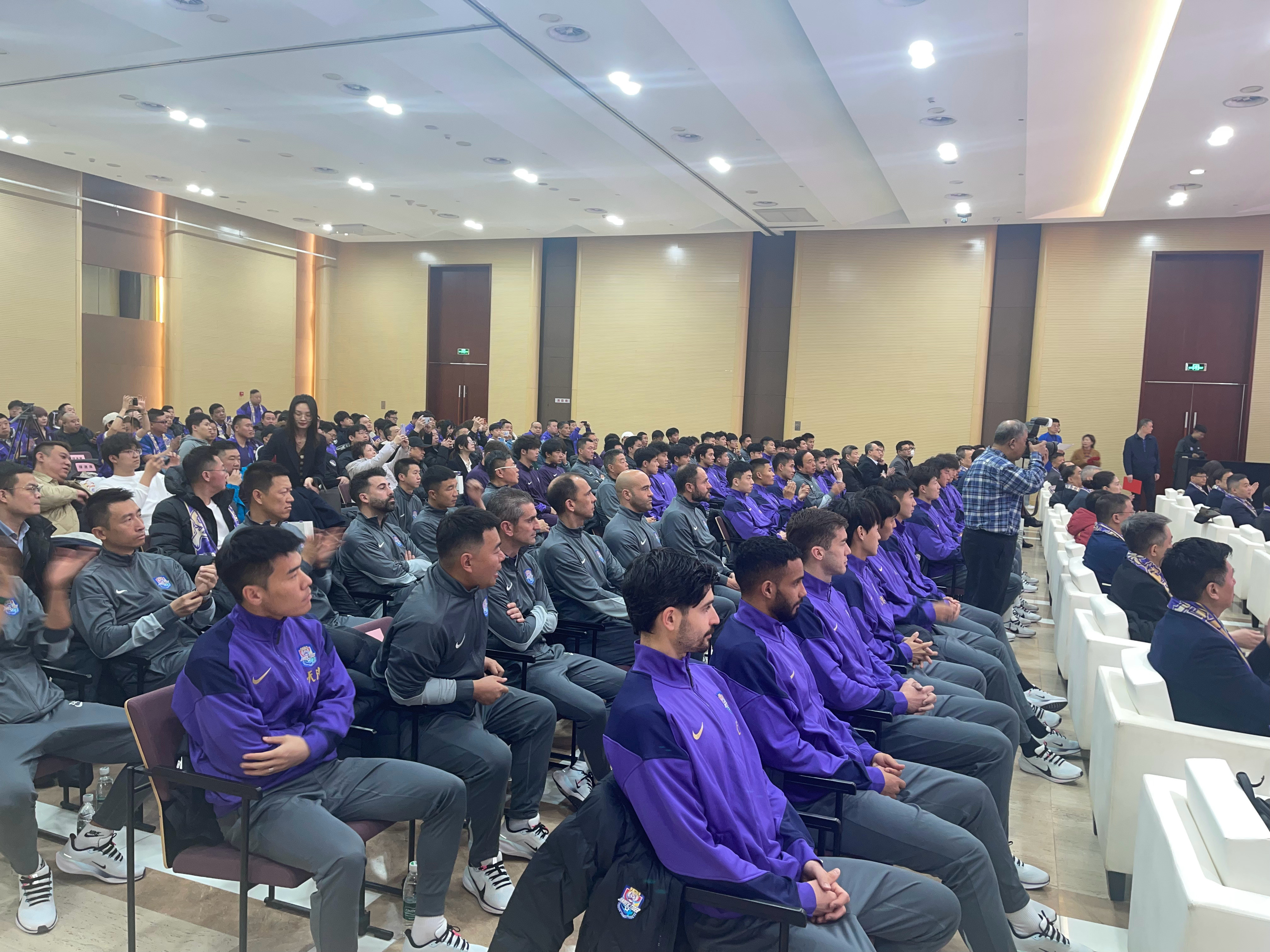 好久不见呀天津津门虎为了天津永远进攻