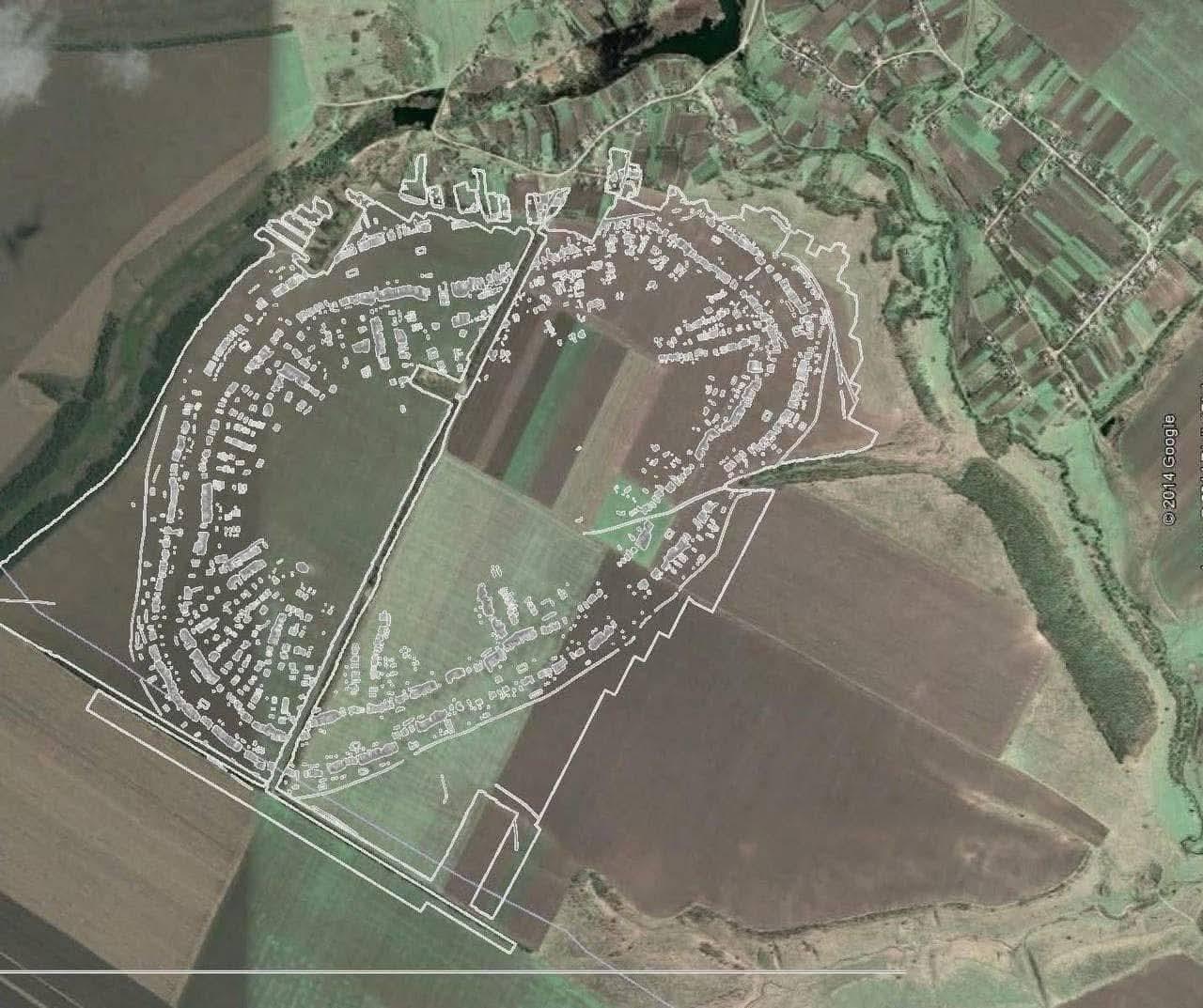 这是英国地球物理学家于2009年至2013年间绘制的位于基洛沃格勒州内贝利夫卡村