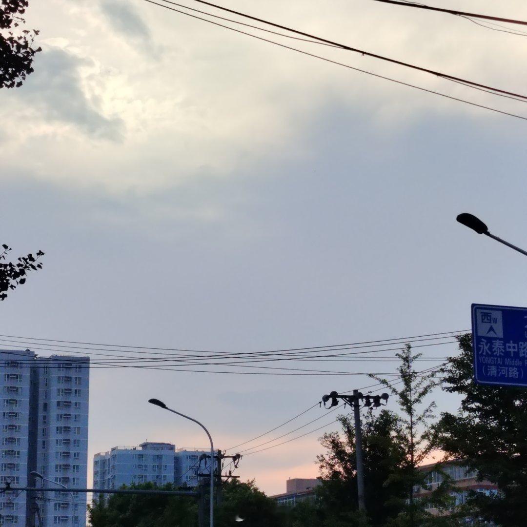 夕阳西下，盛夏～