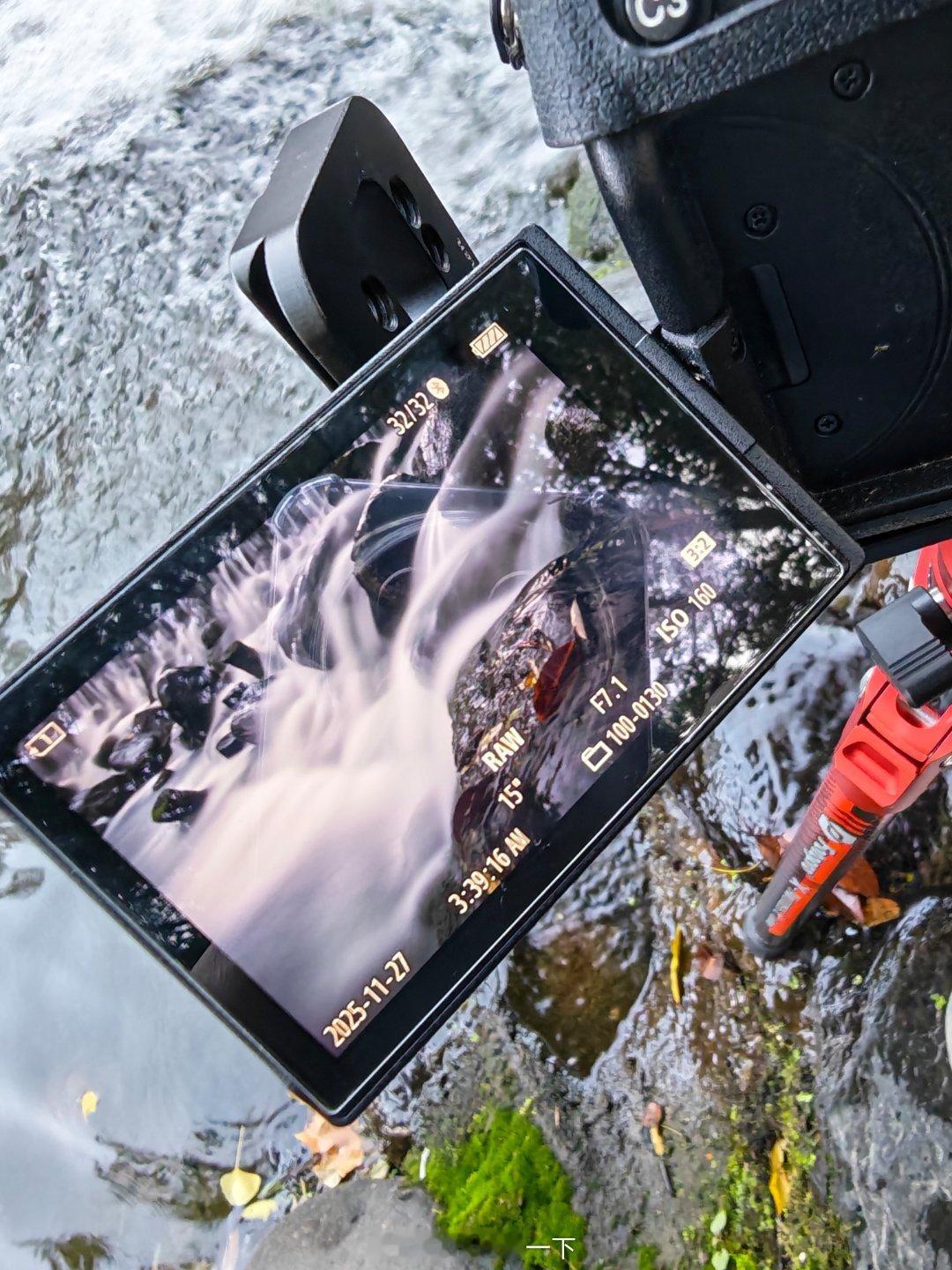 作为风光摄影佬的我，怎么可能只拍人，遇到水就必须来段长曝光（丝绢流水）啊黔东南