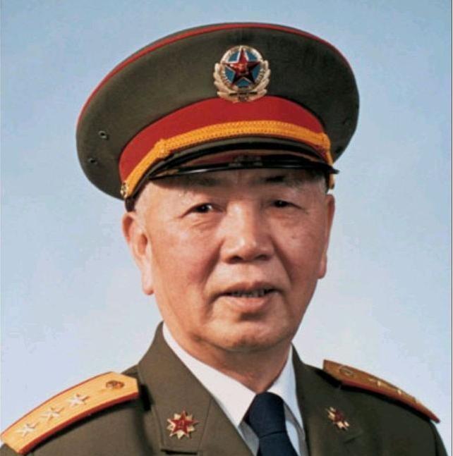 82年刘华清视察海军，因何事生气：已到了非彻底整顿不可的时候了“司令员，退潮了