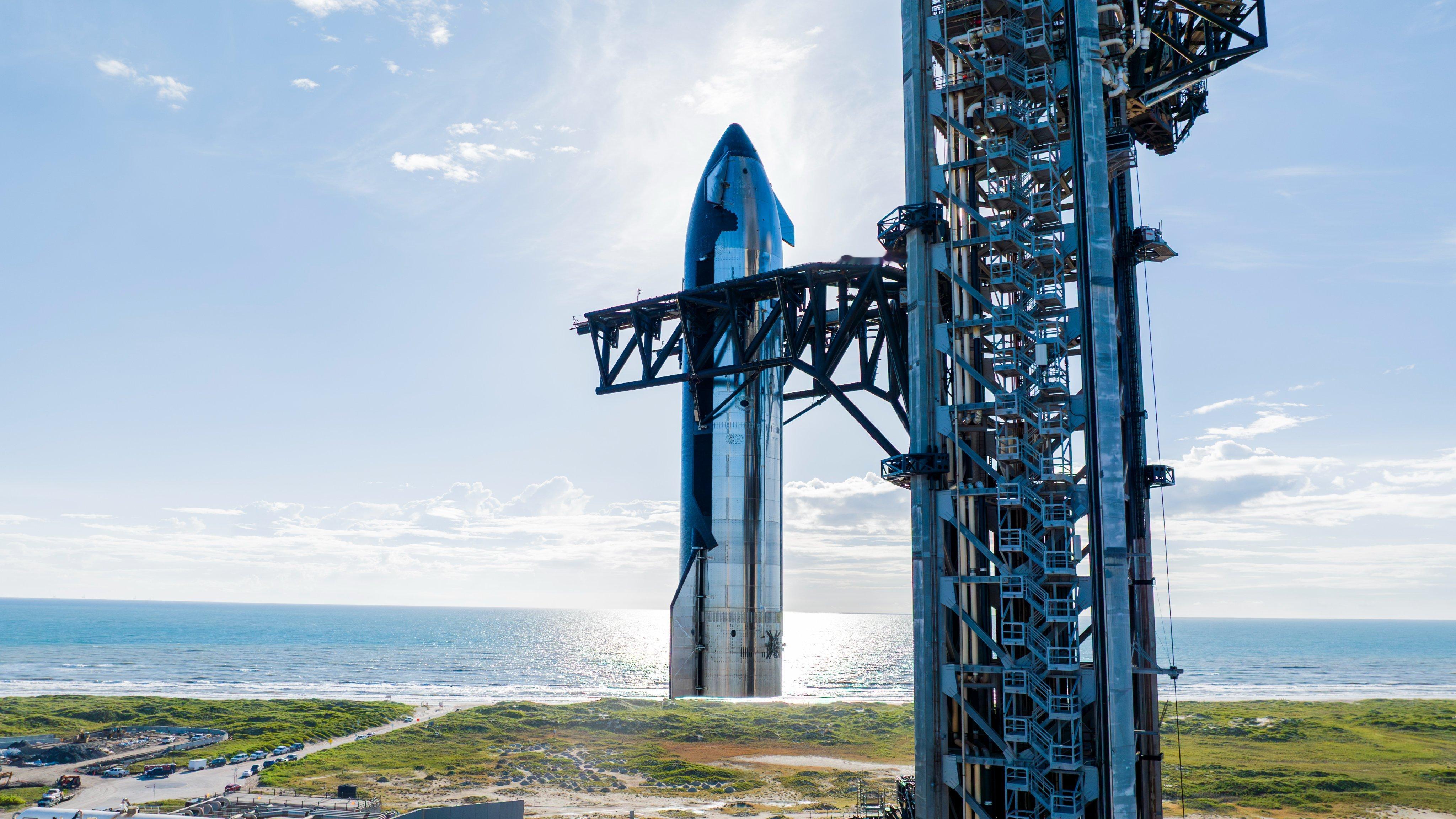SpaceX已经开始星舰11飞的静态点火测试了～​​​