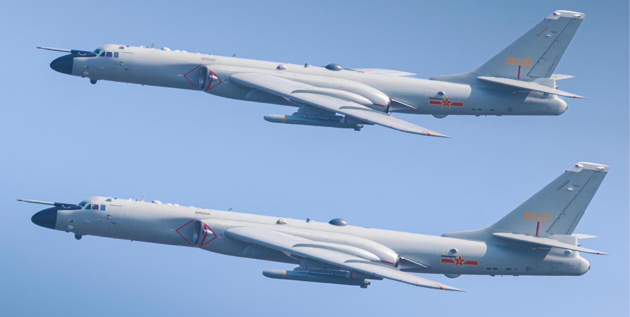 胜利日阅兵预告片，这是轰六N、歼-20和歼-16。可能很多军迷会觉得，这几个老牛