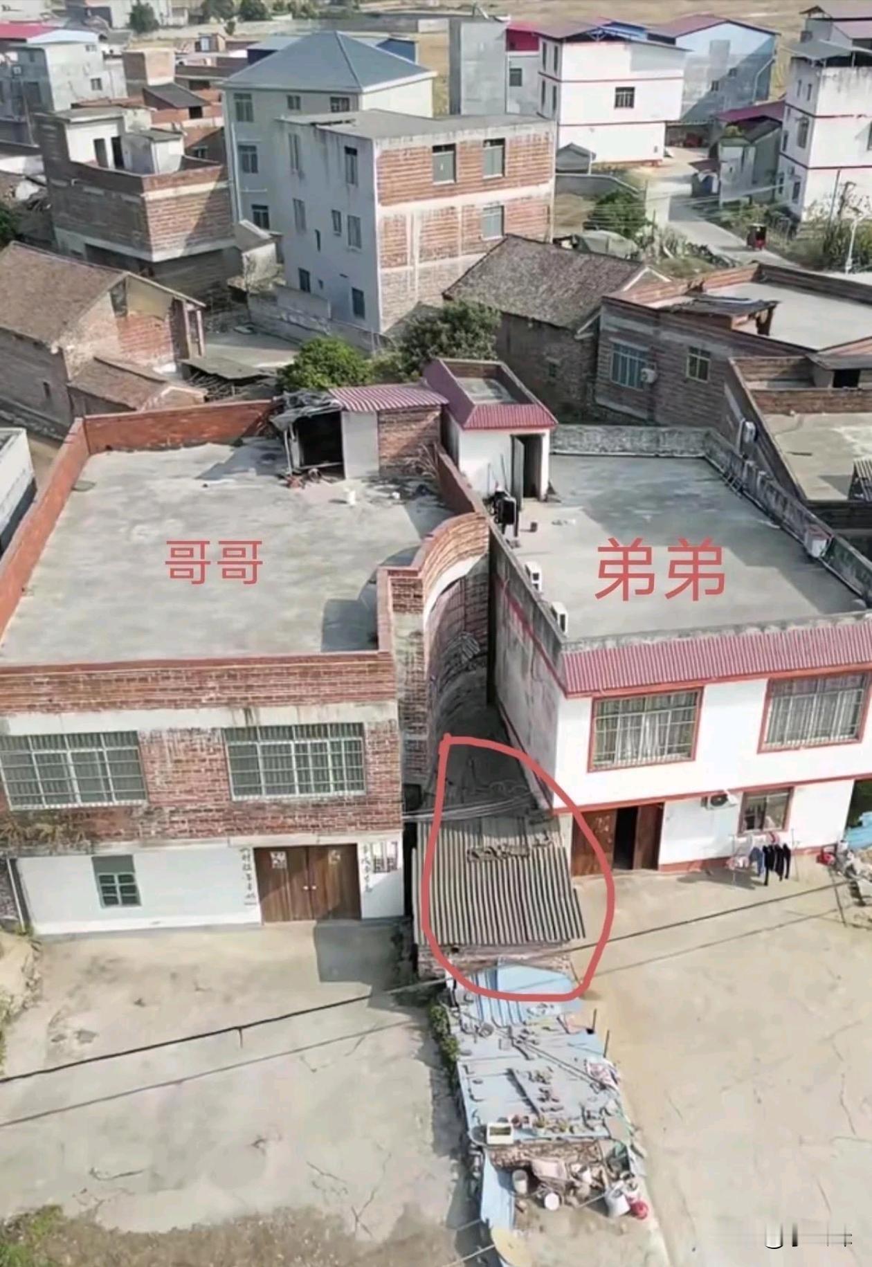 好奇父母住哪里？