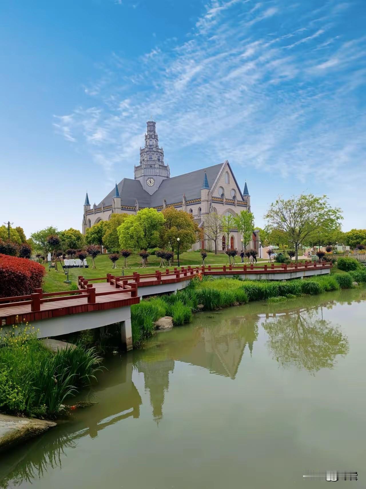 旅游的真正好处一、换环境，直接治愈情绪-离开熟悉的压力圈，烦恼会被