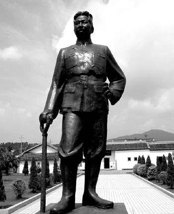 1946年，皖南事变后，陈毅和顾祝同见面，这也是陈毅此生和顾祝同唯一的一次见面。