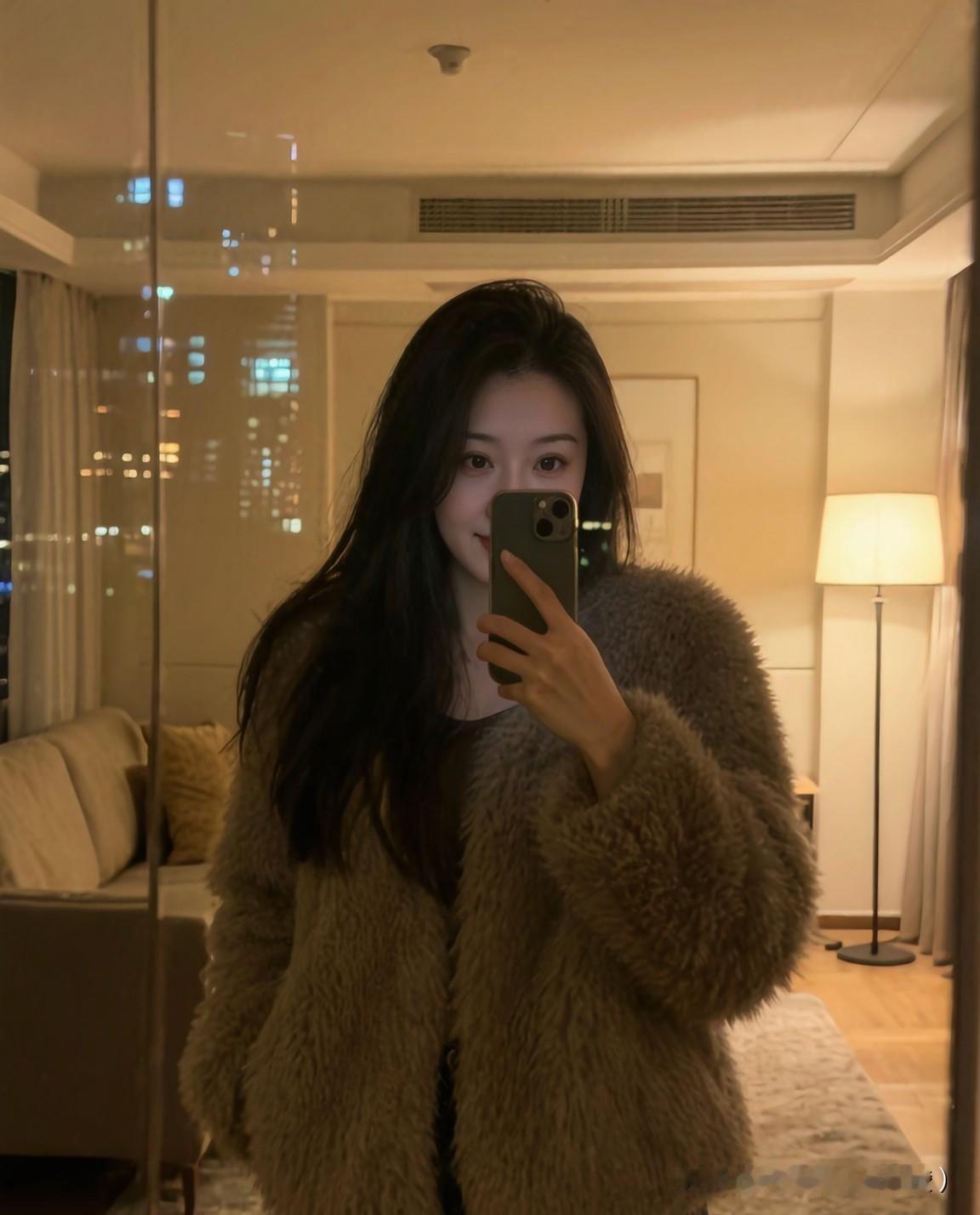 与其纠结无法改变的，不如允许一切如其所是，接受现实，才能腾出心力向前看。