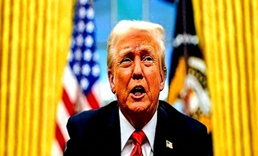英媒：美国陷入癫狂，世界向中国倾斜，2025年特朗普贸易战玩脱了，中国稀土禁运直