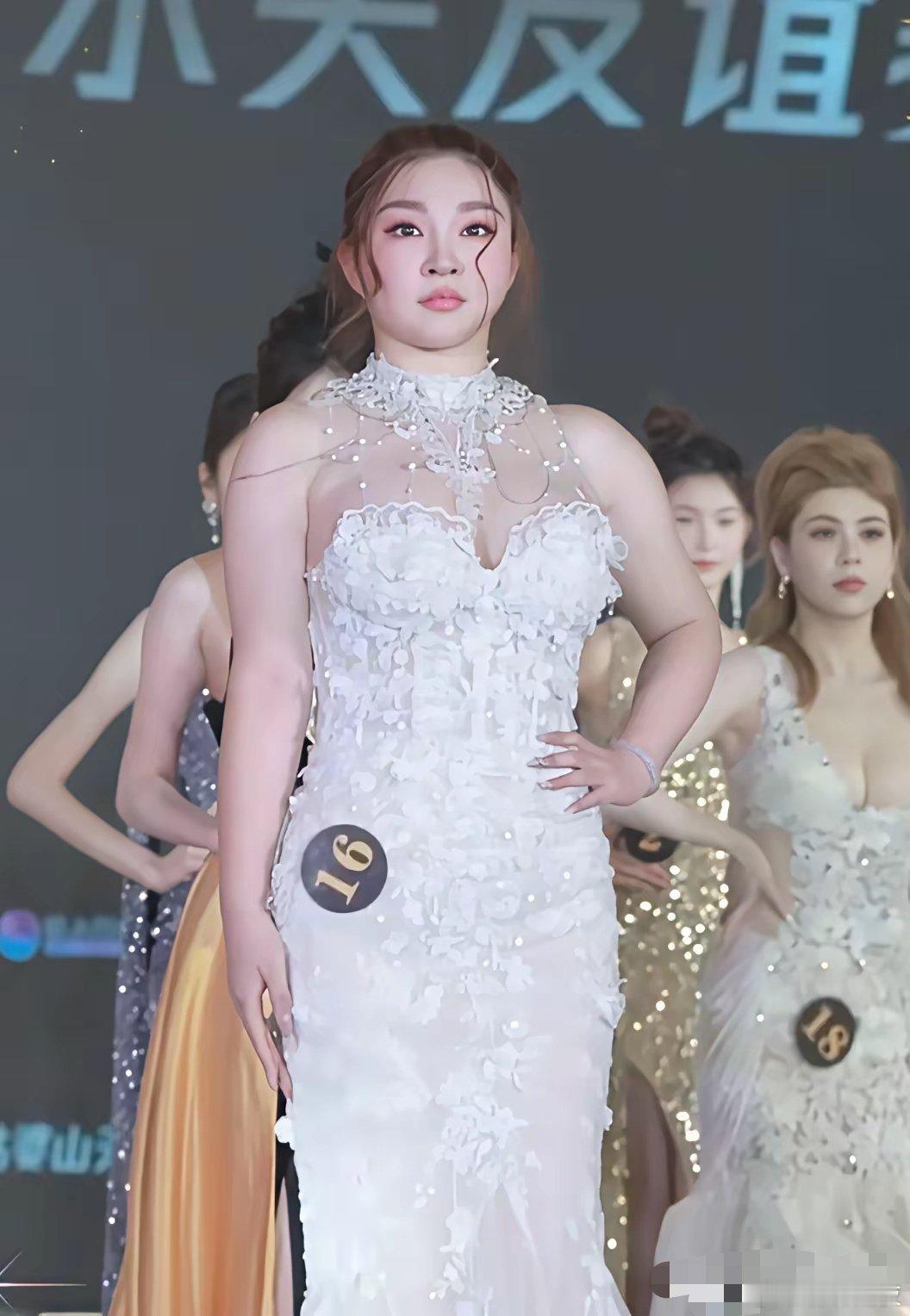2025环球小姐最佳身材获得者:16号选手。​​​