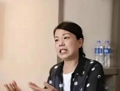 我之前读过一篇关于许敏的悲情报道，而看完之后；我觉得许敏作为母亲一生都在为“姚策