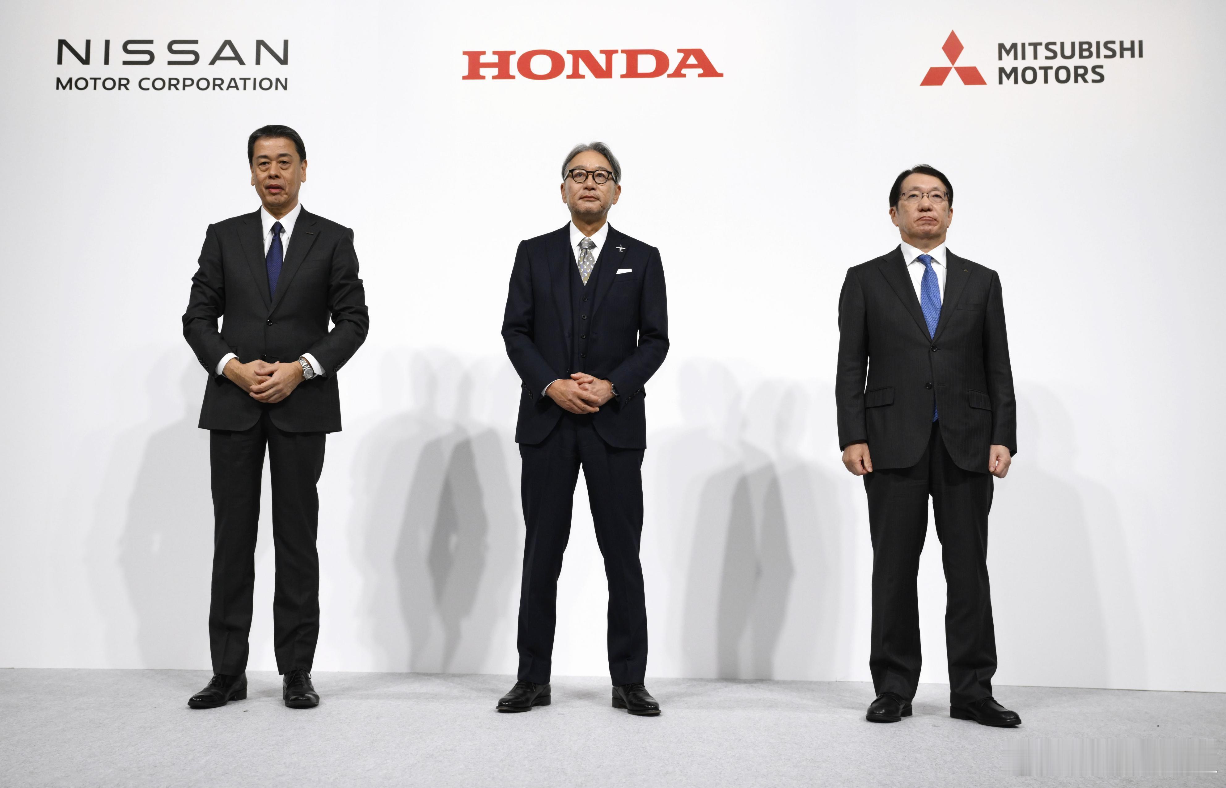 日产前CEO内田诚的含金量还在提高。这哥们任职生涯没有任何值得书写的事迹，是日产