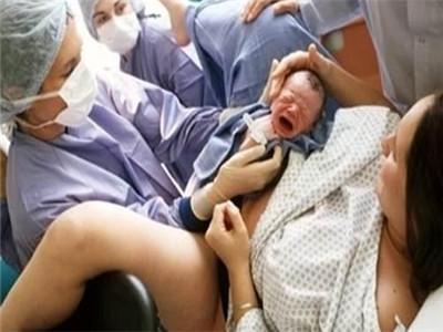 生孩子时她遇到这尴尬事, 原来很多妈妈曾经历过