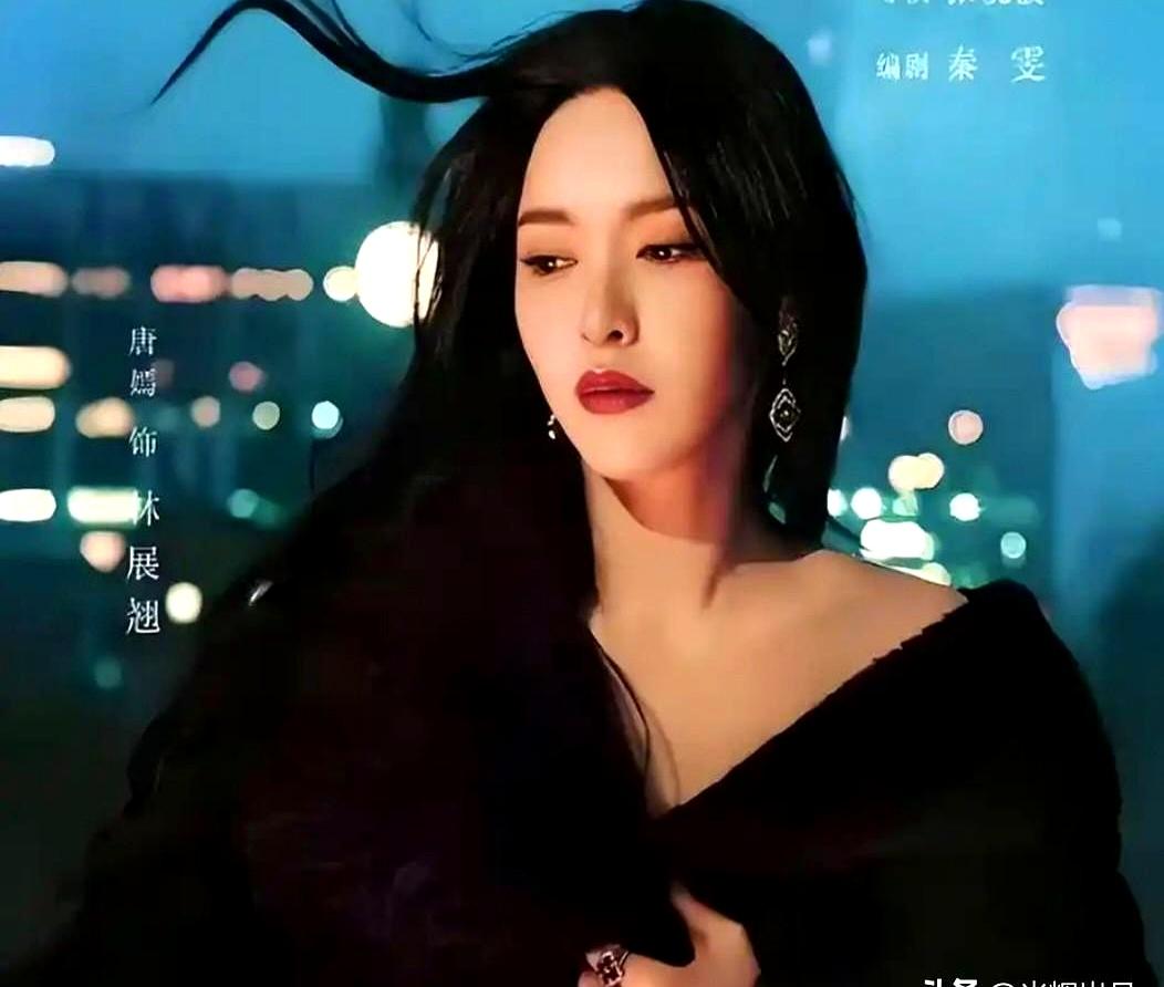 唐嫣新剧《爱情没有神话》刚开播，看完几集我有点懵。央视八套黄金档，腾讯、