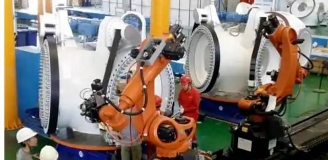 一位日本华人表示“高端轴承、精密仪器、传感器、机器人减速器、碳纤维、光刻胶以及五