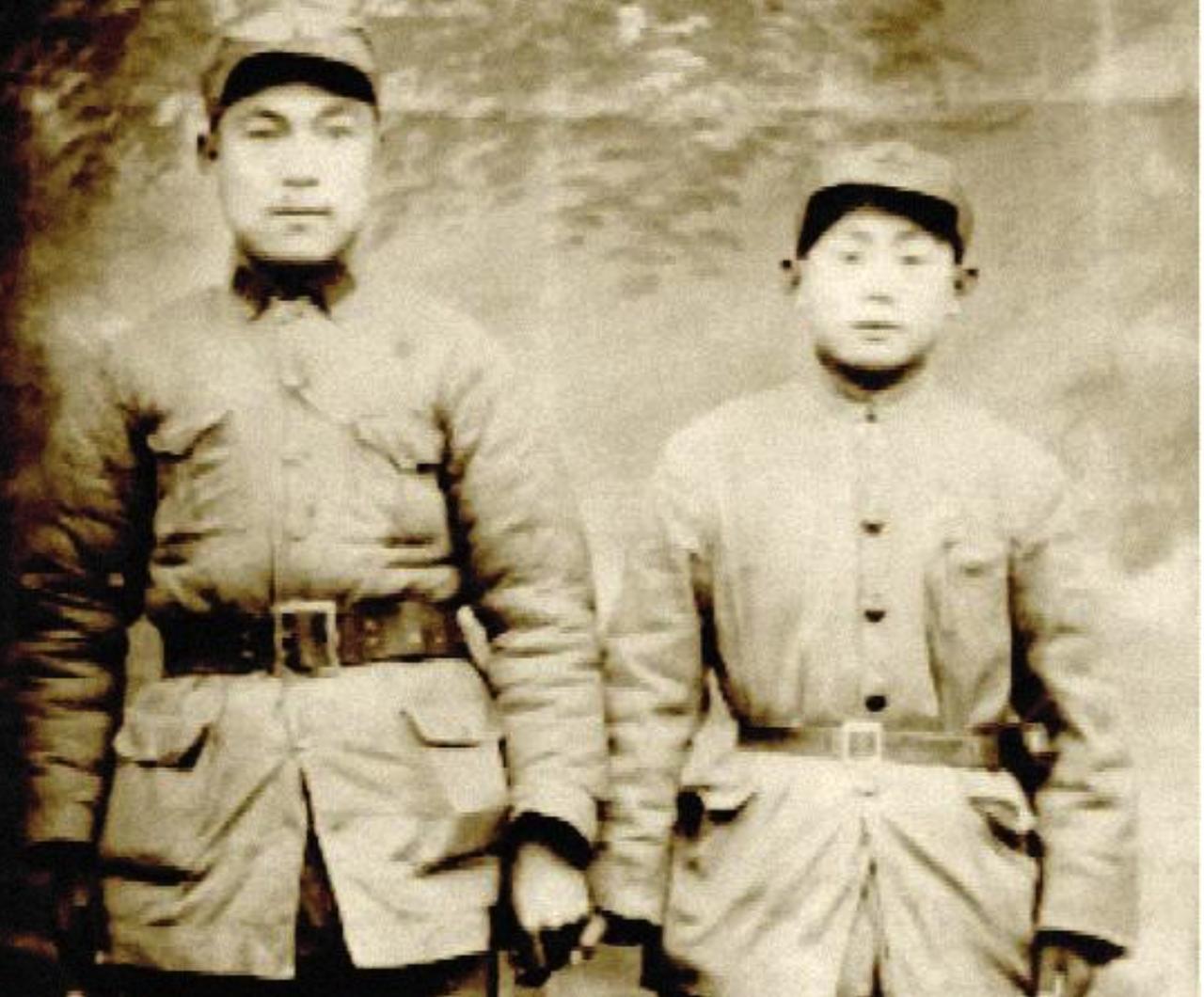 1945年，新四军打了一个胜仗，有几名日军准备负隅顽抗，旅长刘飞看向一人，说：“
