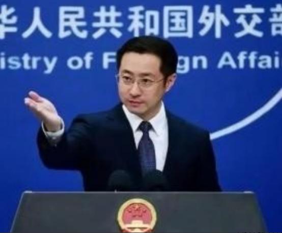 事情的走向果然被我猜中了！ 最近网上很多人都在骂日本头铁，觉得它一门心思往军