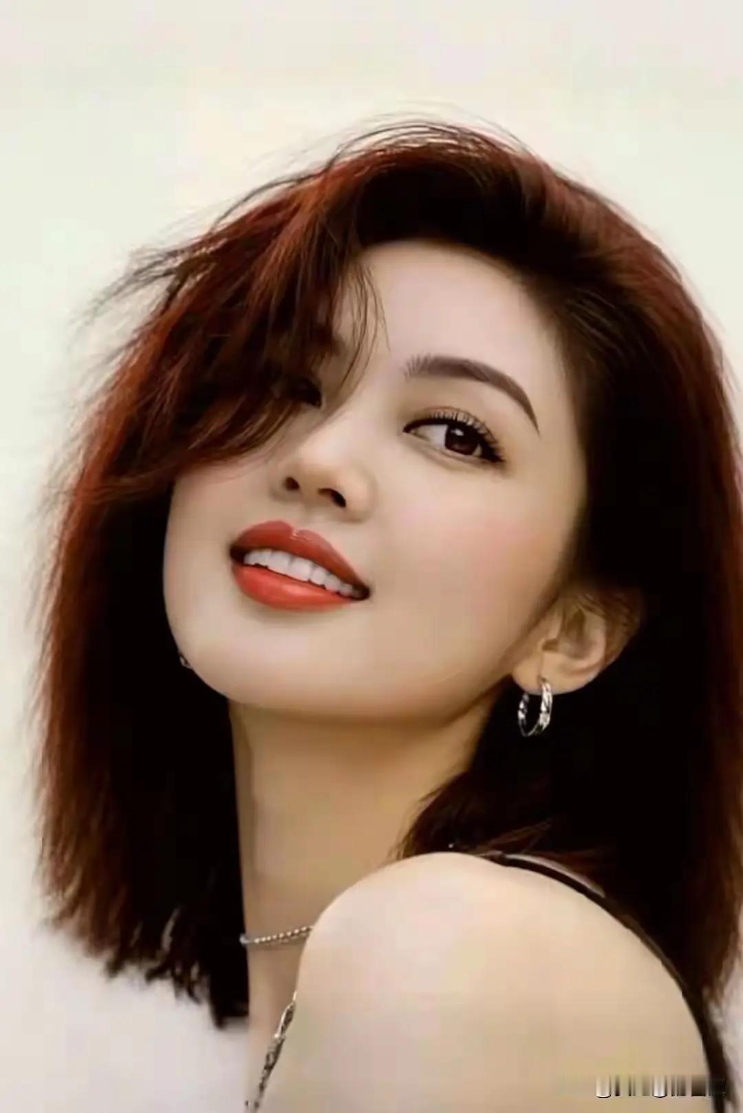 上联：喜怒哀乐写岁月！下联：苦辣酸甜绘春秋。