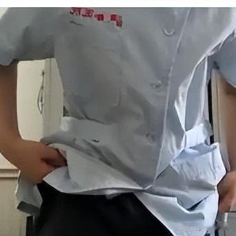 偷拍天津女护士的人抓到了！前两天，一博主在外网发现了天津某医院女护士更衣