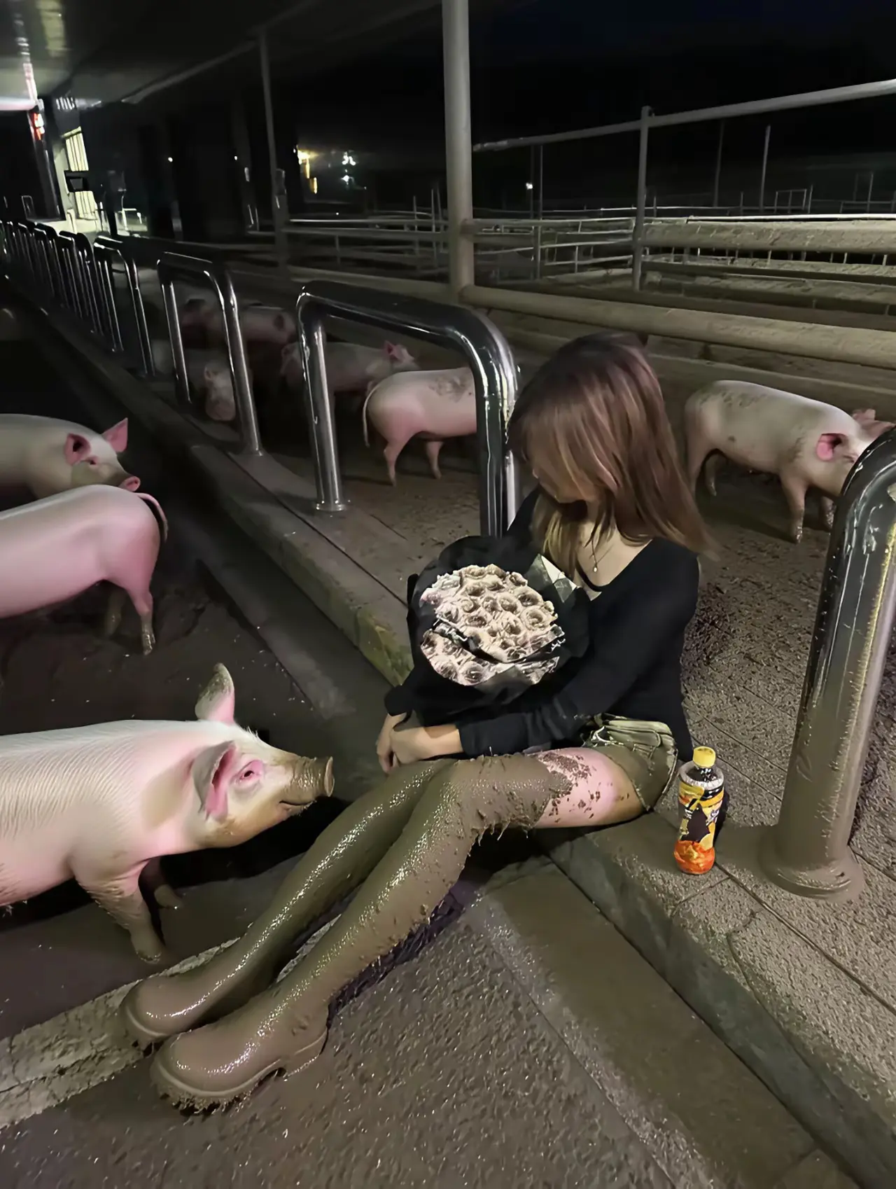 这女孩后半辈子，会不会不吃猪肉了？