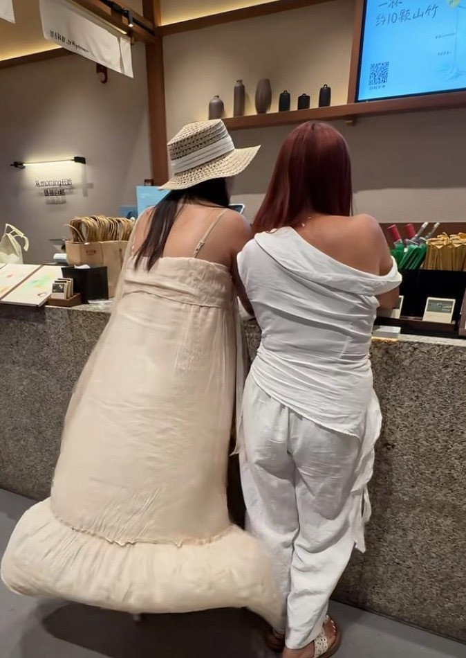 我这审美可能太落后了……​​​