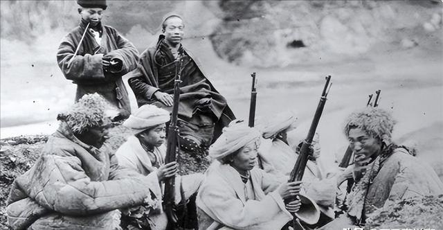 1951年，阿里驻军断粮，甚至连一起作战的马都杀了吃，眼看全军即将饿死，千钧一发