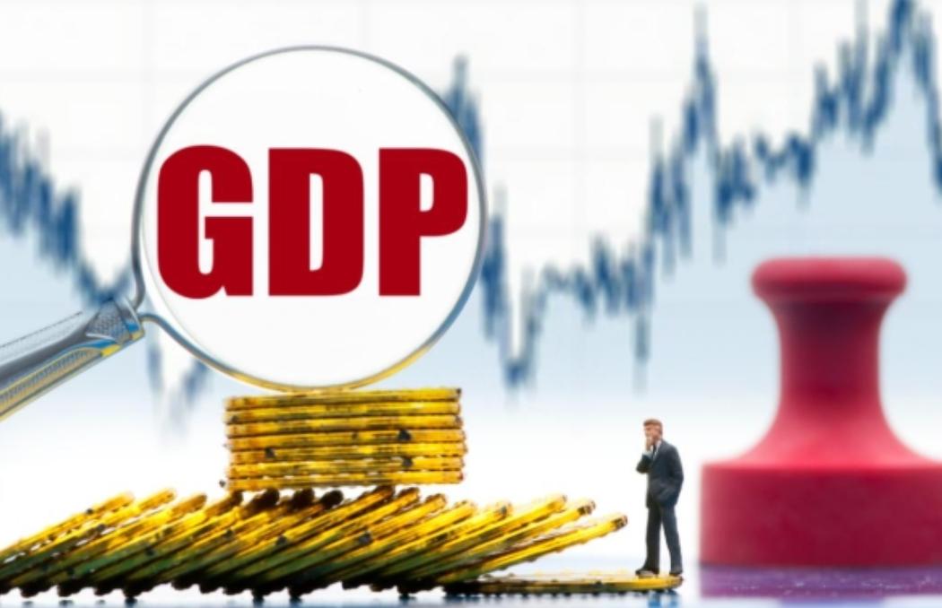 1980年，美国人的收入是中国人的140倍，1990年，美国人的收入是中国人的7