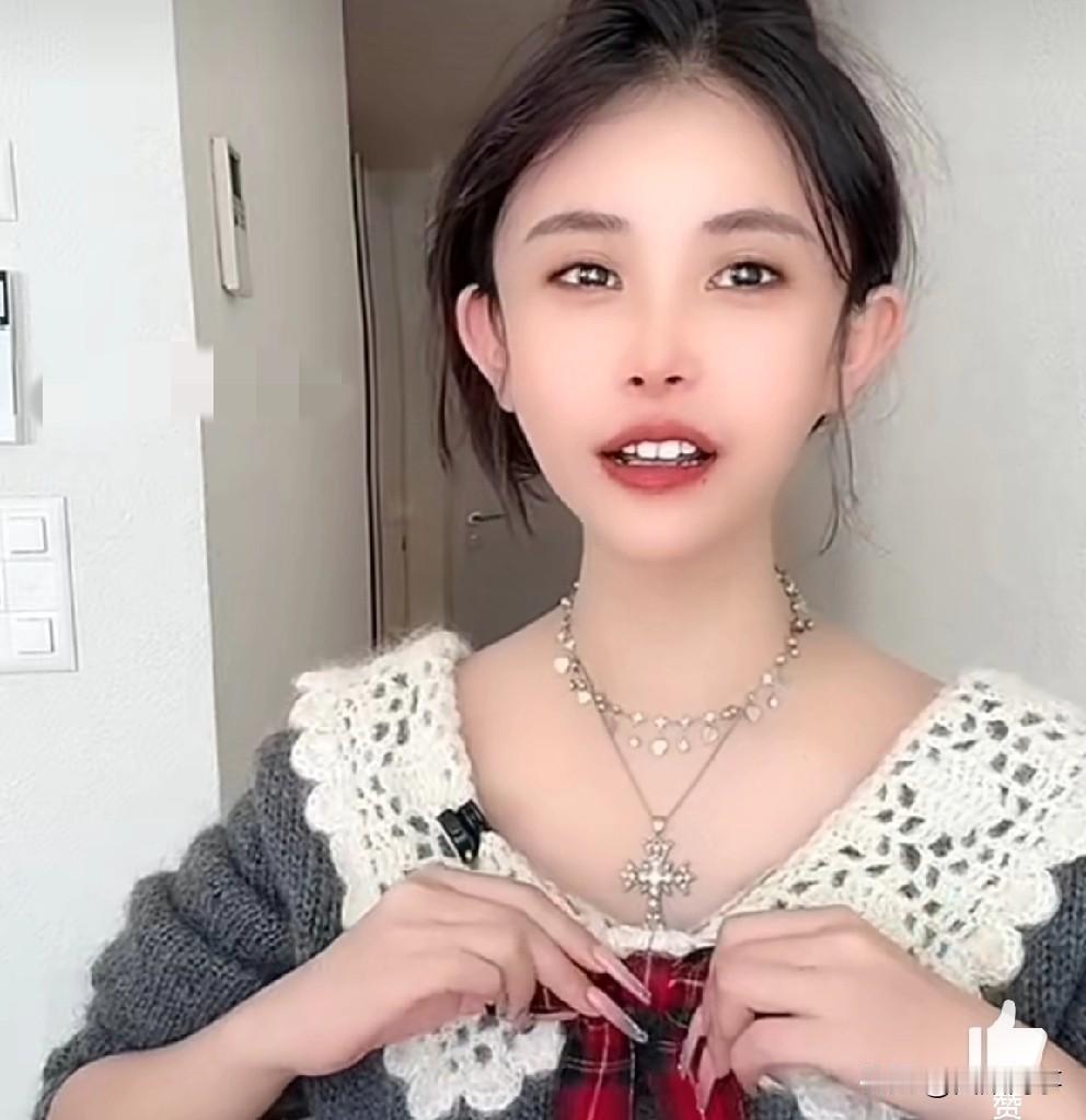 猫妹妹说单干的时候挺有钱，加入团队都在给别人挣钱！猫妹妹承认