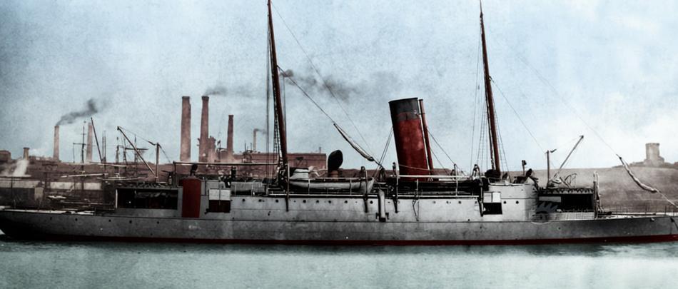 这是扬威舰在英国阿姆斯特朗米切尔船厂建造完毕后、交付中国前的状态，它是北洋水师早