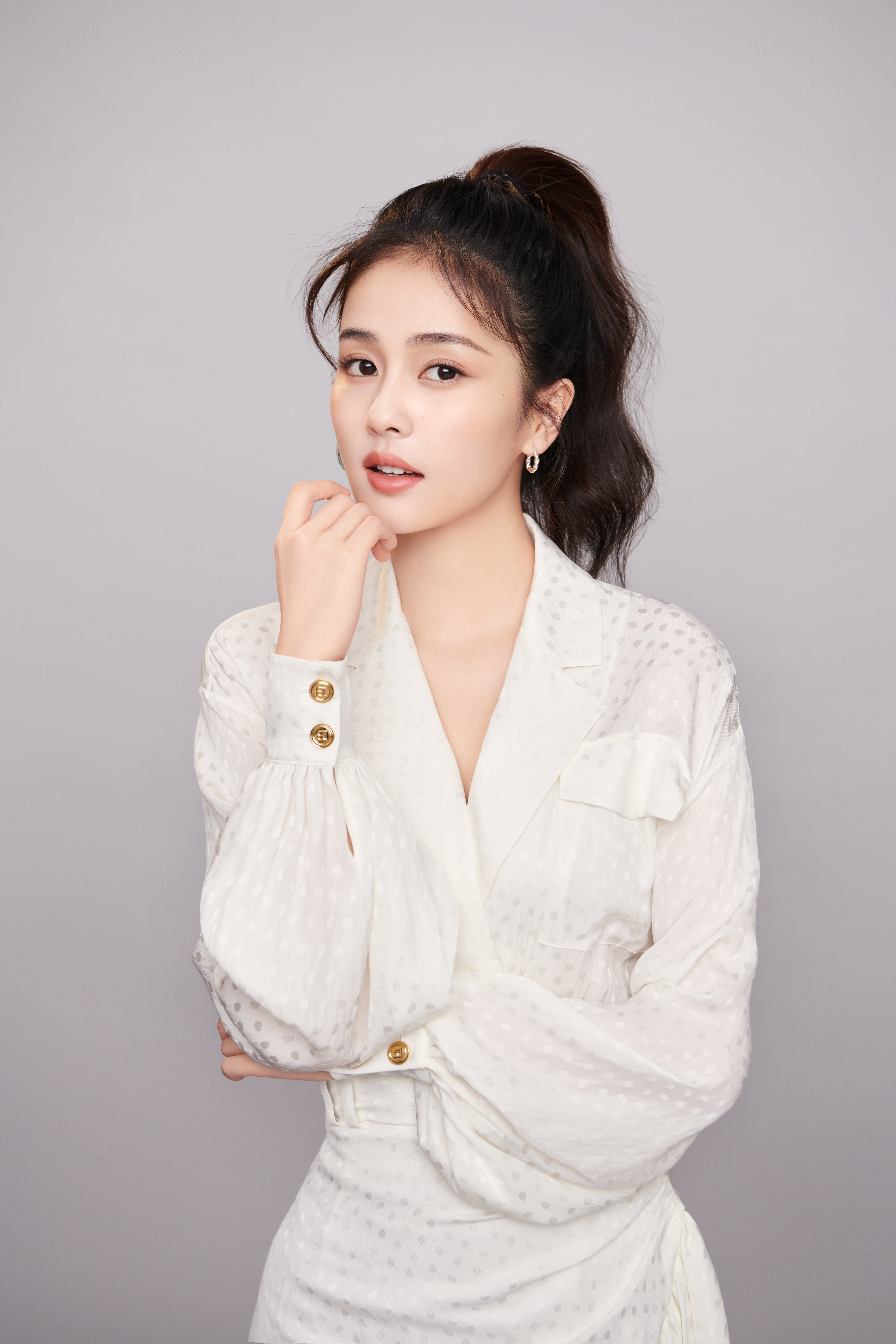 公主怎么穿都好看[爱心]​​​