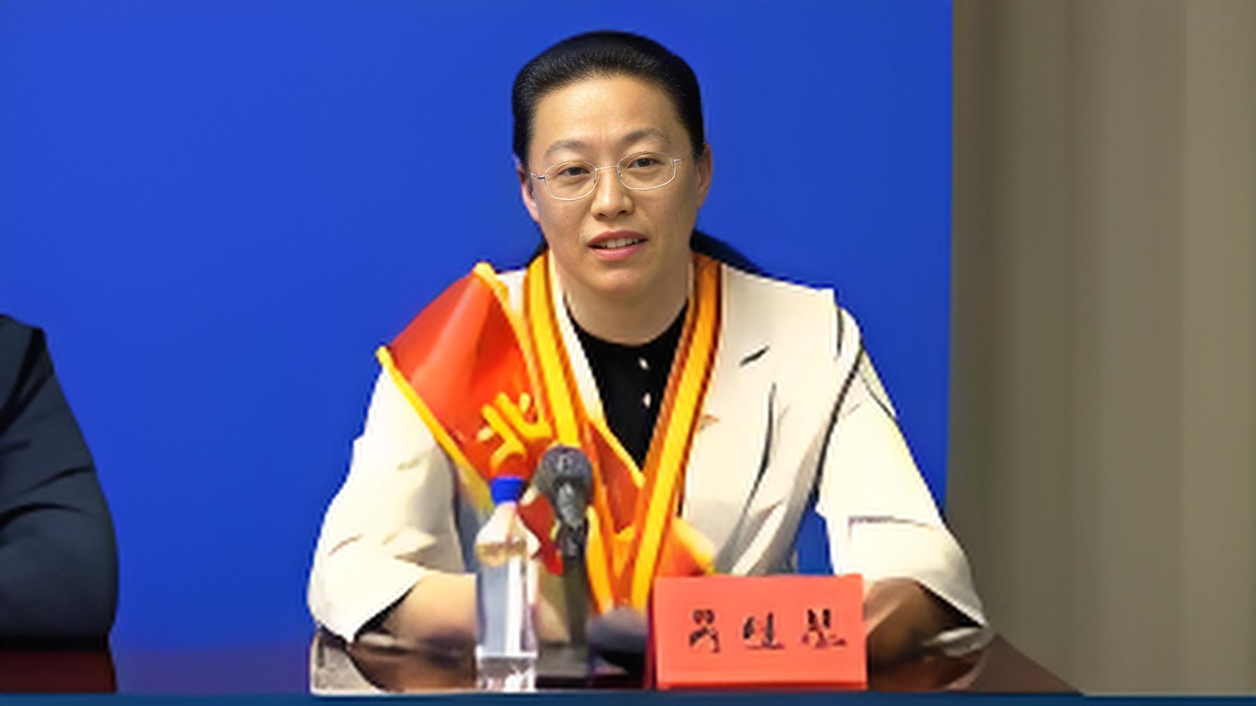 80后女博士养鸡20年获评劳模:扎根深山20年打破国外种鸡技术垄断