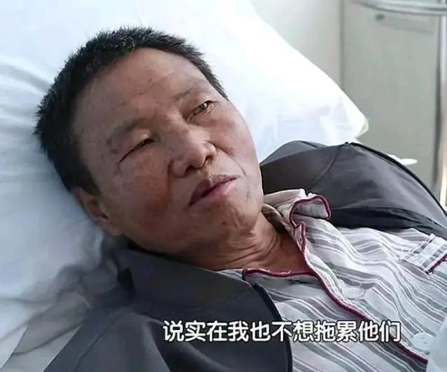 2021年，云南大理，59岁父亲被查出肝硬化晚期，儿子：“还是放弃吧！”不料，女