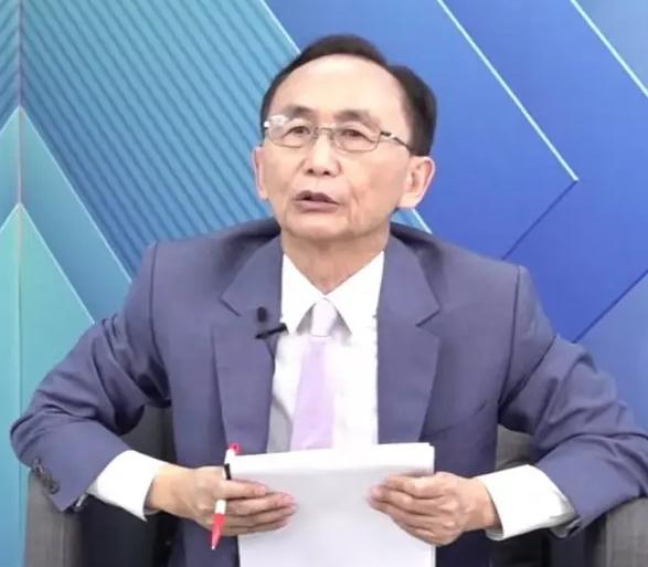 吴子嘉还真是法院常客了，今日他又自爆被陈见贤告了，上午前往台北地检署应讯。他