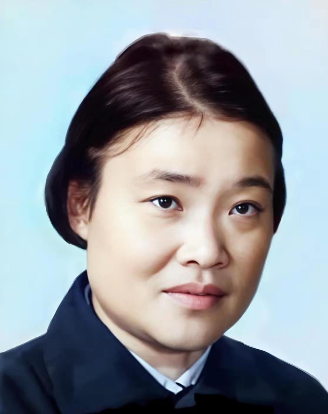 河南确山人，曾任商丘地委书记，后任河南省副省长；曾任周口地委副书记，46岁调往商