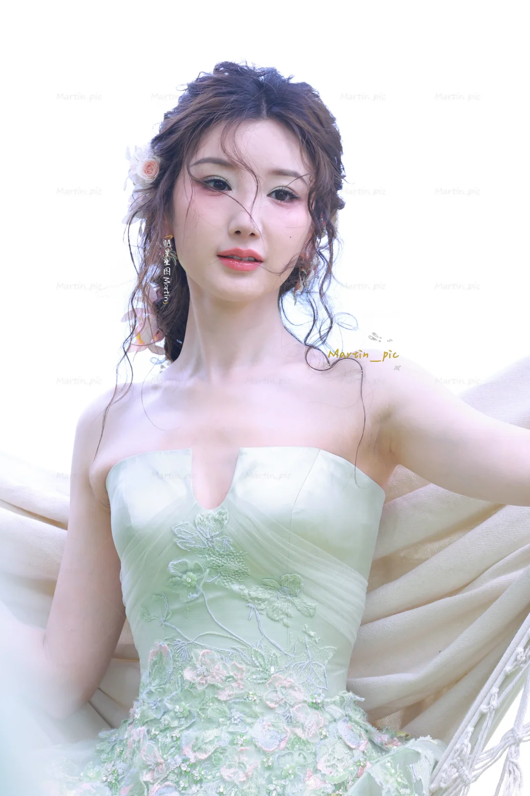 绿野仙踪小精灵🧚毛晓彤时尚风格之夜外拍