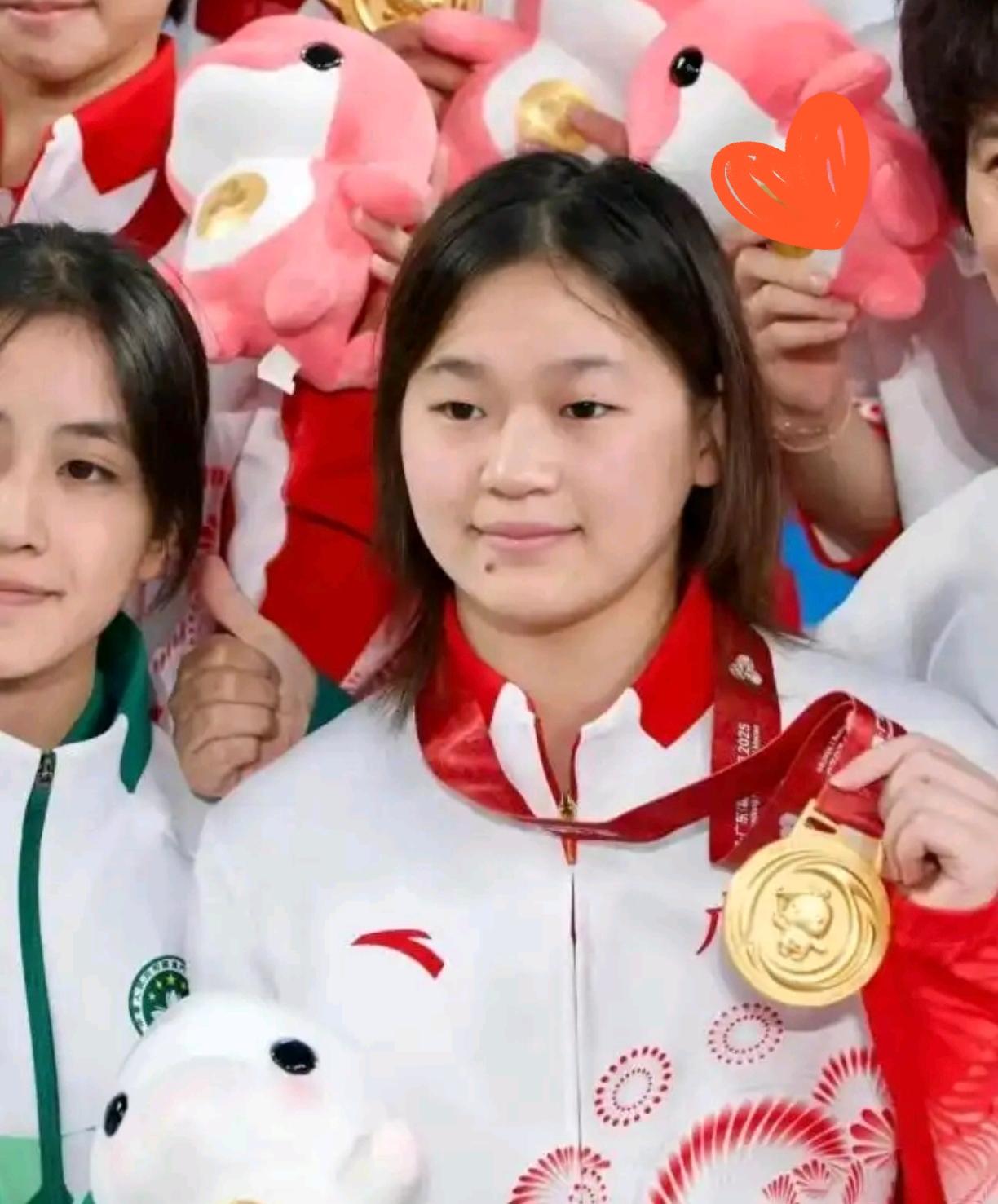 全红婵第五名为何比冠军更圈粉？咬牙坚持的模样看哭网友