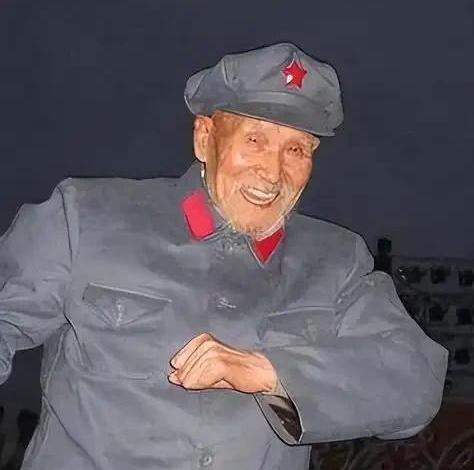 1954年，军区进行干部档案管理，王震在翻阅向多本的档案时，发现他的职务栏还是写