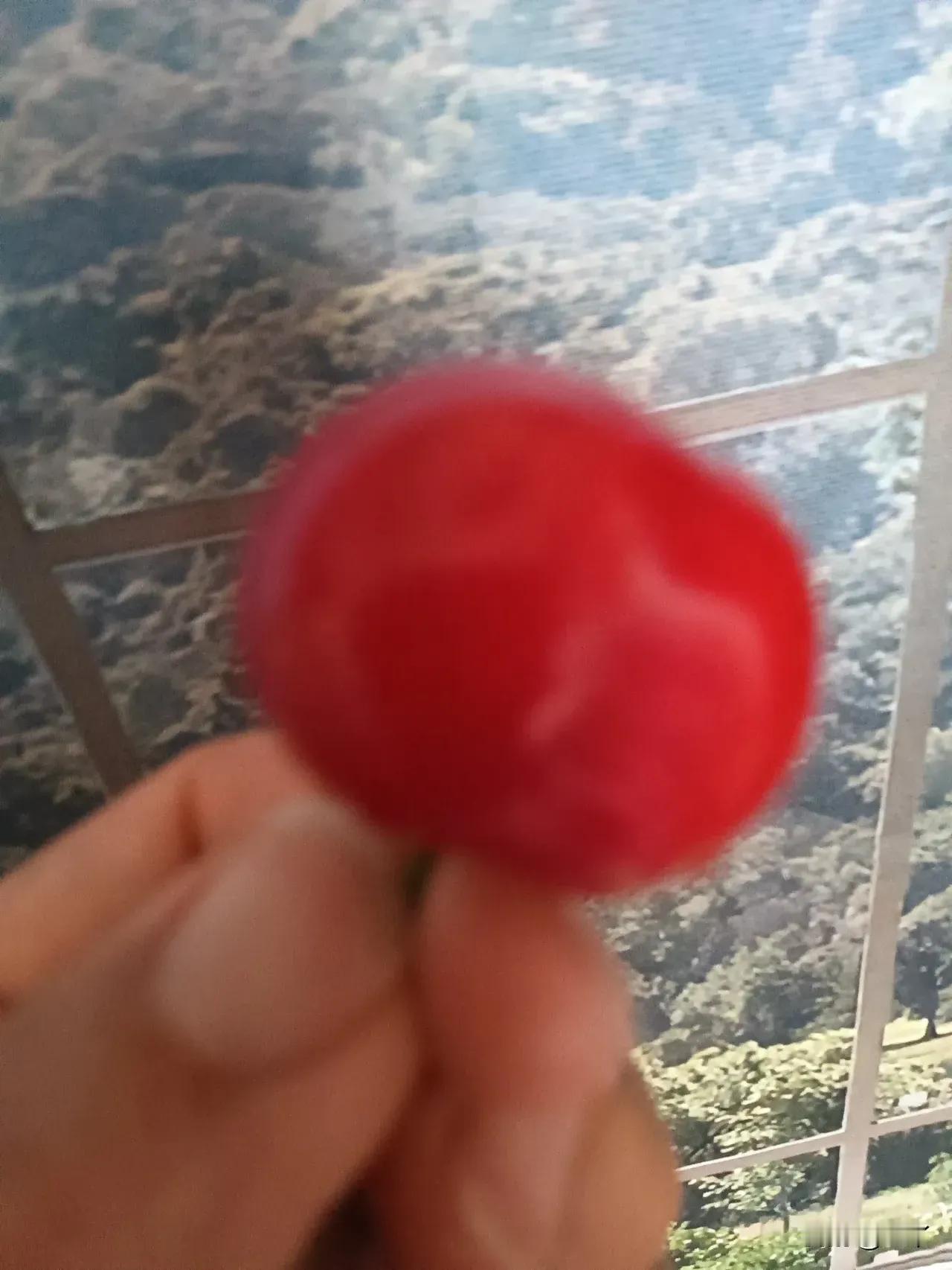 终于安排妥当了，女儿是这个月底的婚礼。婆家给了8万8的彩礼，我的陪嫁也8万8。婚