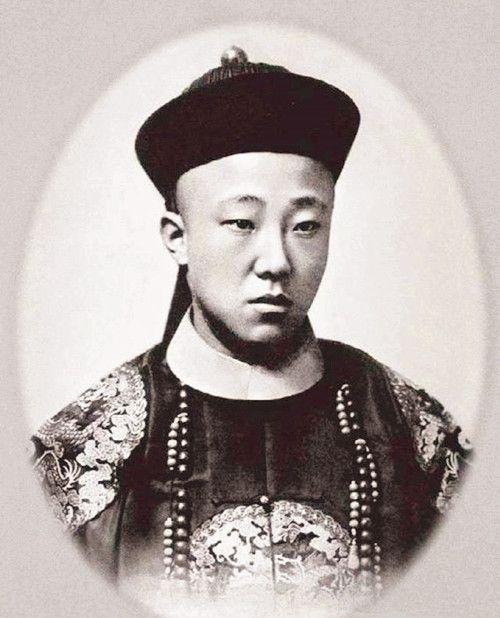 被囚禁的光绪皇帝，他到底是怎么死的？专家：看看他生前吃的东西，你就全明白了光绪