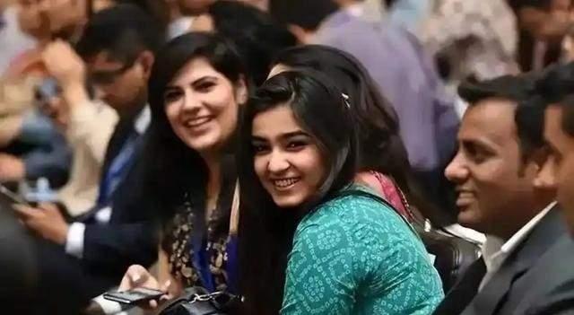 我发现，印度人向全球移民跟殖民的过程中，对华人已经产生了巨大的正向效应。原来大家