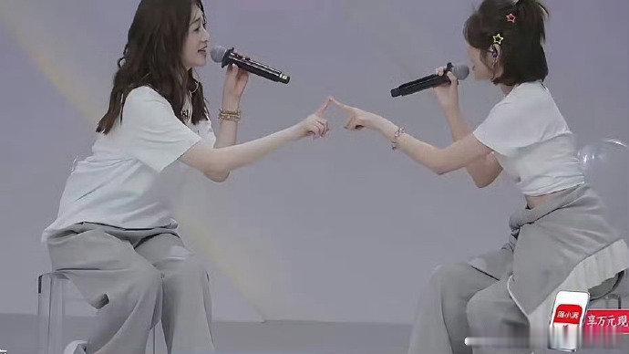 李小冉我每天吃一个唐僧李小冉也太敢说了，直接把唐僧当成每日必备，难怪状态一直这