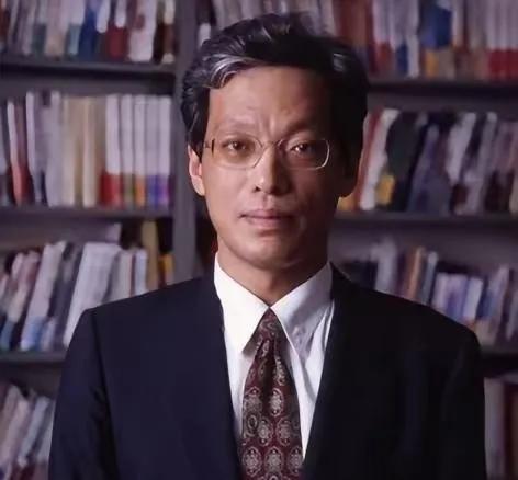 12月14日这一天，日本舆论彻底炸锅了！法政大学二战史教授山口二郎，当着全国观众