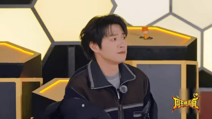 这巴掌综艺效果拉满谁懂啊！魏大勋这波童年阴影式爆料笑疯了！自曝录节目时被杨迪狠