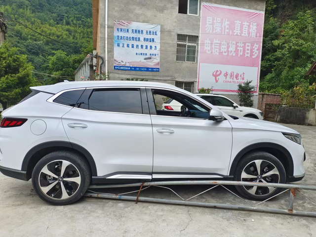 新车一血一直小心翼翼这回芭比扣了这才是进去容易，出来难，1800公里今天一不小