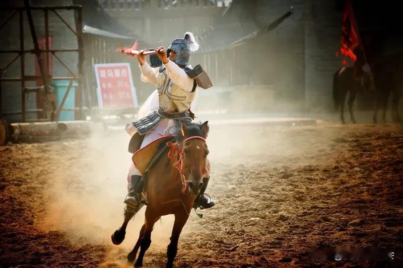 看到“文能提笔安天下”这个上联，瞬间来了兴致。这上联尽显文人以笔为刃、安定天下的