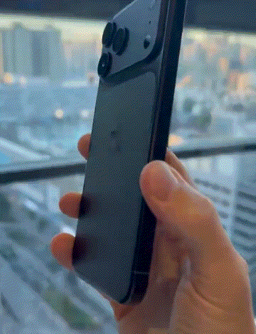 iPhone17ProMax量产机疑曝光这么早就曝光了？厉害了。真的是越看越觉