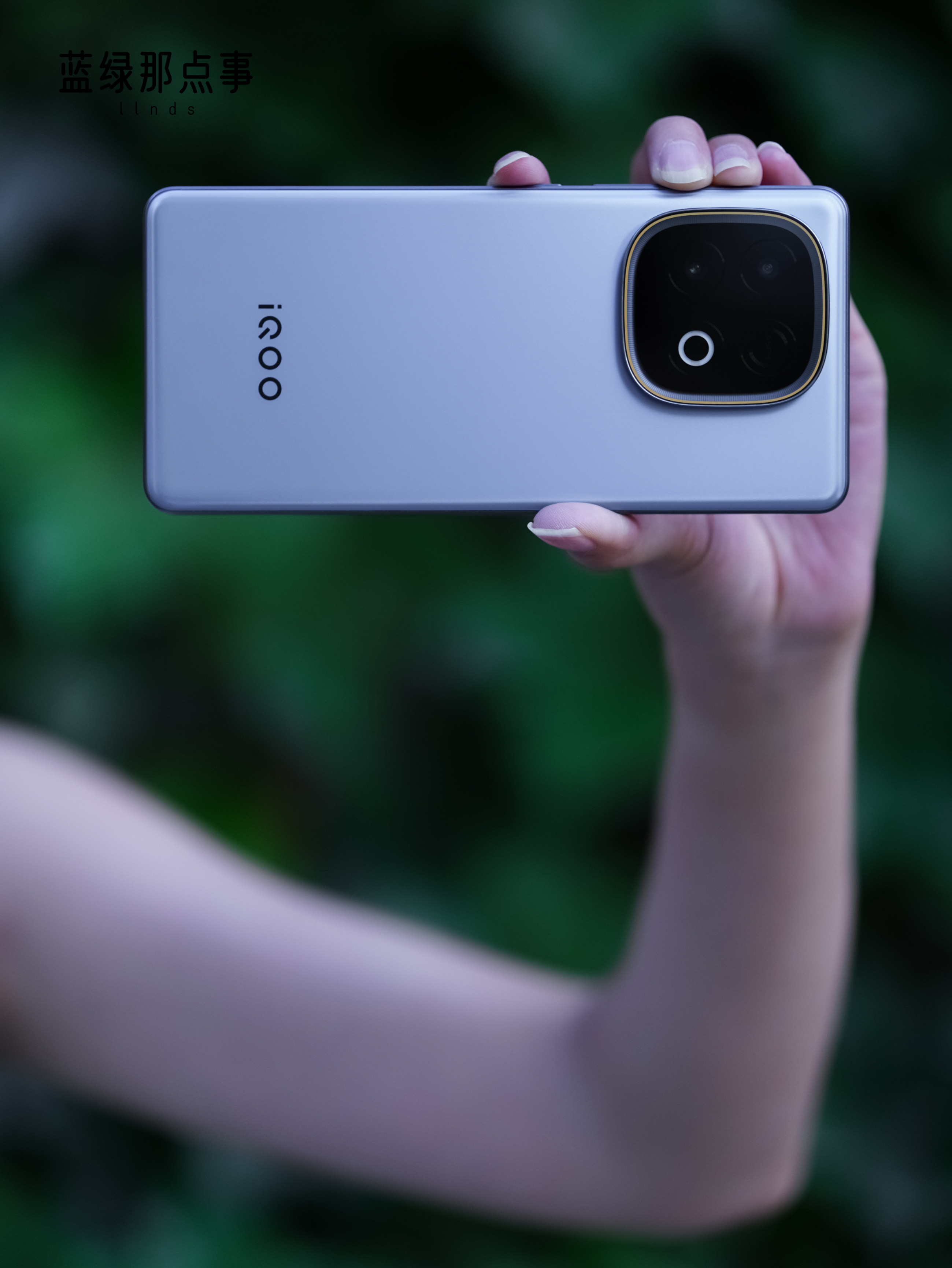 谁说性能与续航不可兼得，iQOOZ10Turbo+这不就来了嘛！拿到iQO