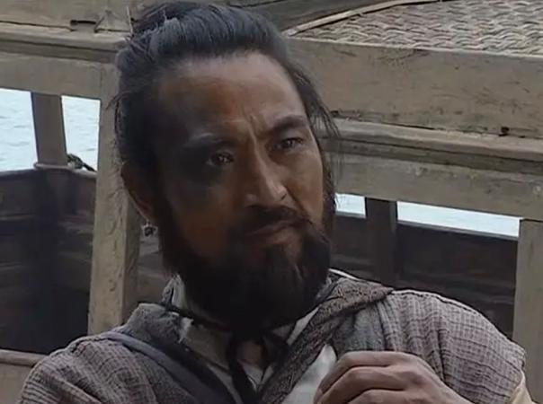 他是梁山孤独的英雄，他本事很大。却命运不济。他在梁山上没有一个朋友。结局却非常凄
