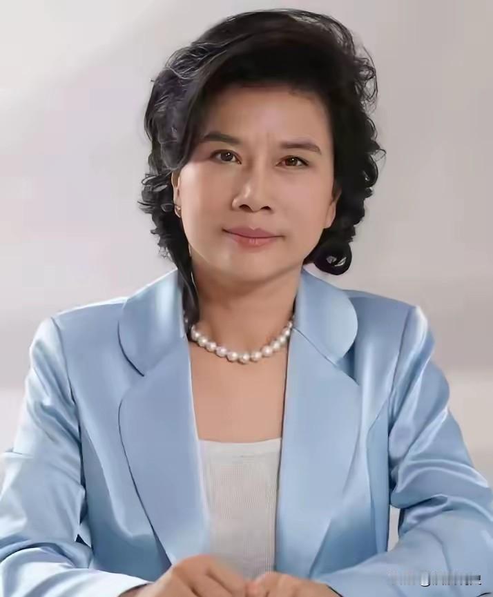 董明珠曾直言：“有人总把企业分成国企、民企，但在我看来，企业的背景、体制从来不是